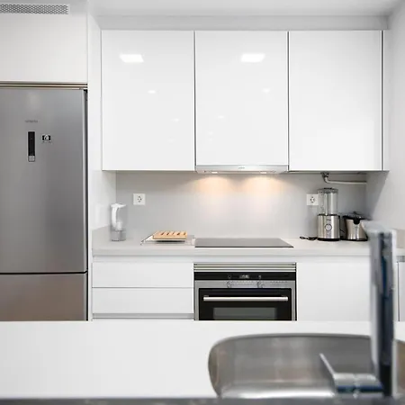 Espacio Moderno En Playa * Gijón