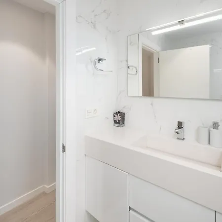 Espacio Moderno En Playa Апартаменты Хихон